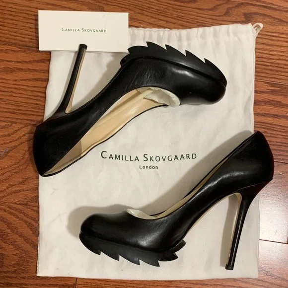 Camilla Skovgaard Black Pumps - Picture 1 of 4
